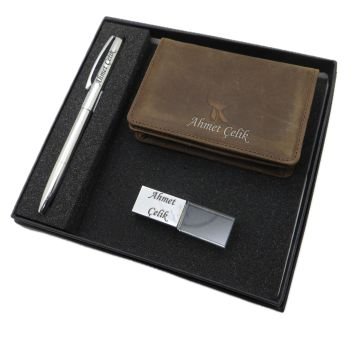 Signator D283 İsme Özel Set - Deri Kartlık + 32Gb. Kristal Usb Bellek  + Kalem Seti | İsme Özel Hediyelik Set