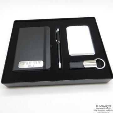 Wings Bred Siyah Hediyelik Set | İsme Özel | 6000mAh Powebank + Anahtarlık + Roller Kalem | Hepsi İsme Özel