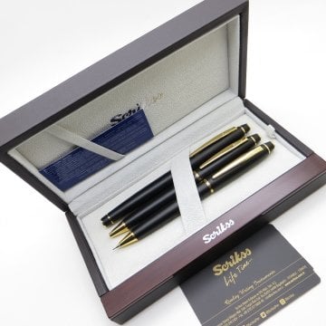 Scrikss 35 3'lü Set Mat Siyah Altın Deri Ahşap Kutulu | Roller Kalem + Versatil Kalem + Tükenmez Kalem Set | Scrikss Noble | İsme Özel Kalem | Hediyelik Kalem