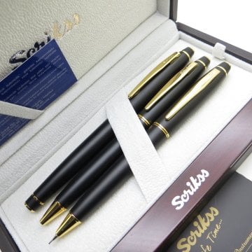 Scrikss 35 3'lü Set Mat Siyah Altın Deri Ahşap Kutulu | Roller Kalem + Versatil Kalem + Tükenmez Kalem Set | Scrikss Noble | İsme Özel Kalem | Hediyelik Kalem