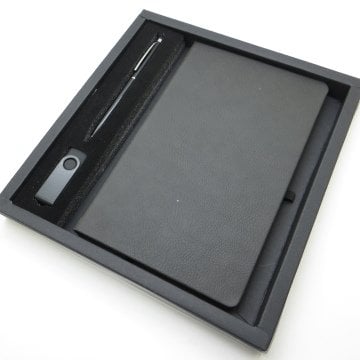 Wings SG174 Kutulu Siyah İsme Özel Defter + 16GB Usb Bellek + Touch Kalem Set | Hepsi İsme Özel