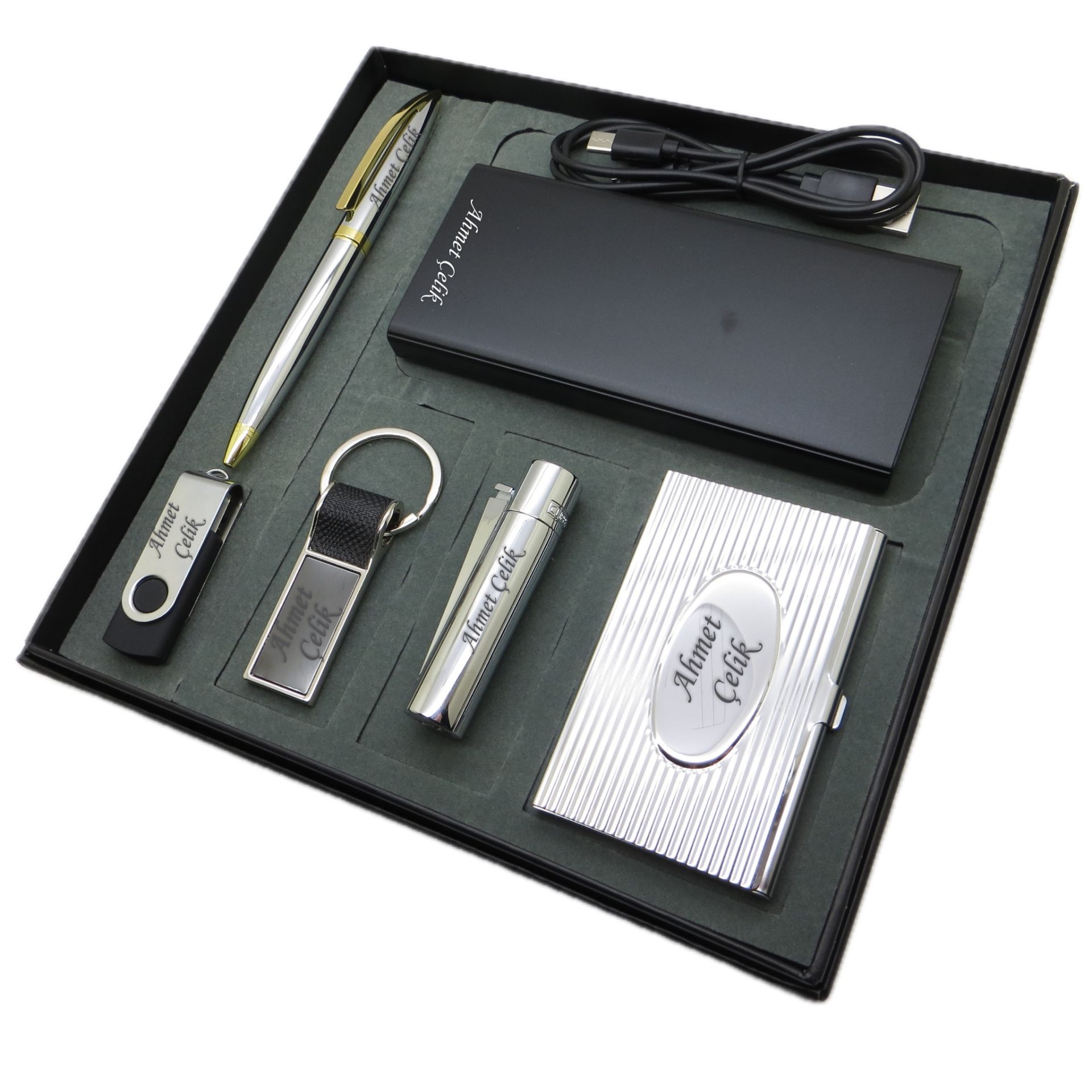 Signator® Invictus | Kişiye Özel Set - 10000 mAh Powerbank  + Clipper Çakmak + 32Gb. Usb Bellek + Gold Krom Kalem + Anahtarlık + Kartvizitlik | İsme Özel Hediyelik Set