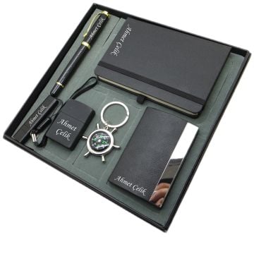Signator® Oriens | Kişiye Özel Set - Pusulalı Anahtarlık + 32 Gb. Usb Bellek + Bazalt Çakmak + Not defteri  + Kalem ve Kartvizitlik | İsme Özel Hediyelik Set