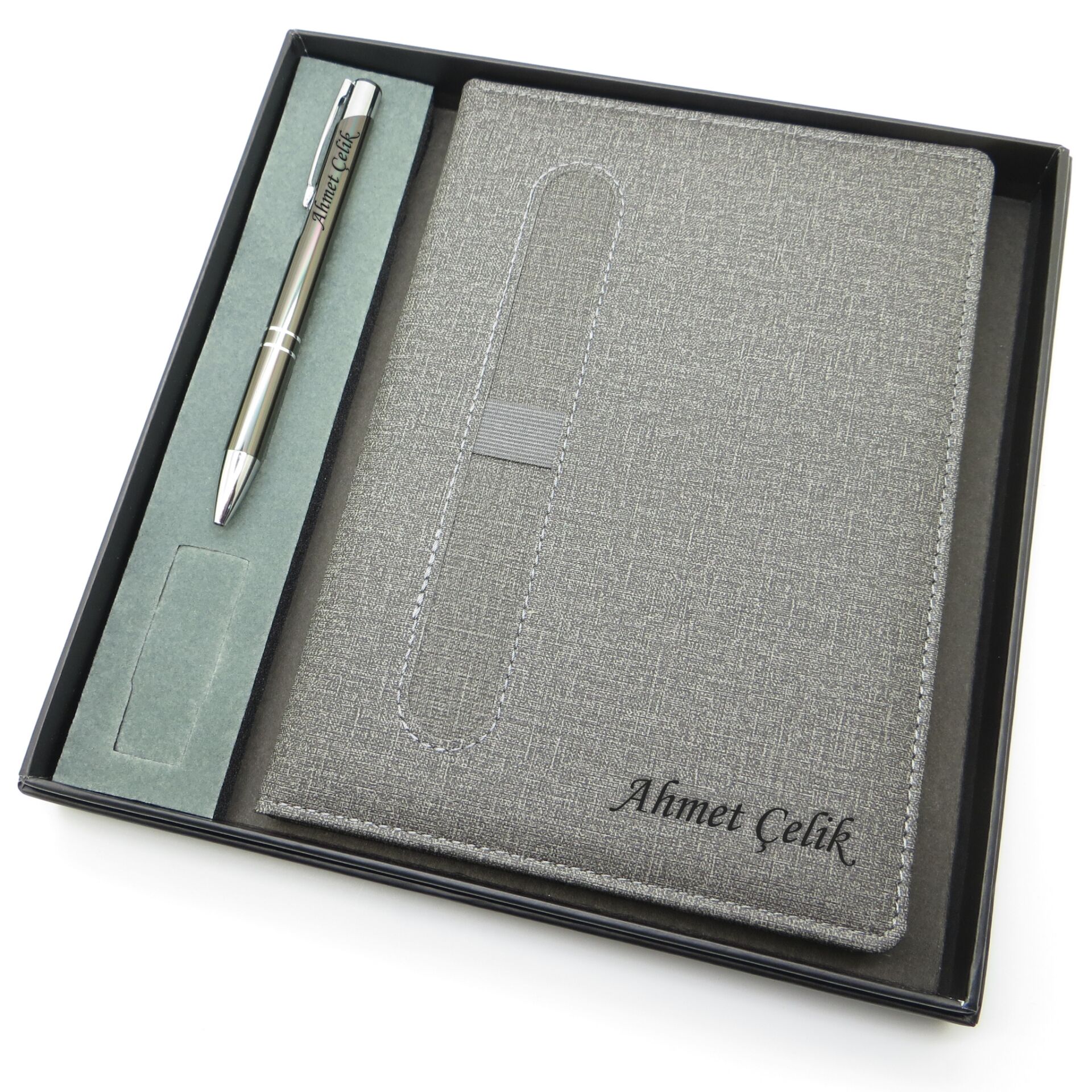 Signator® Codex | N113 Kişiye Özel Defterli Set - İsme Özel Gri Kalem + İsme Özel Gri Defter | İsme Özel Kutusunda Hediyelik Set