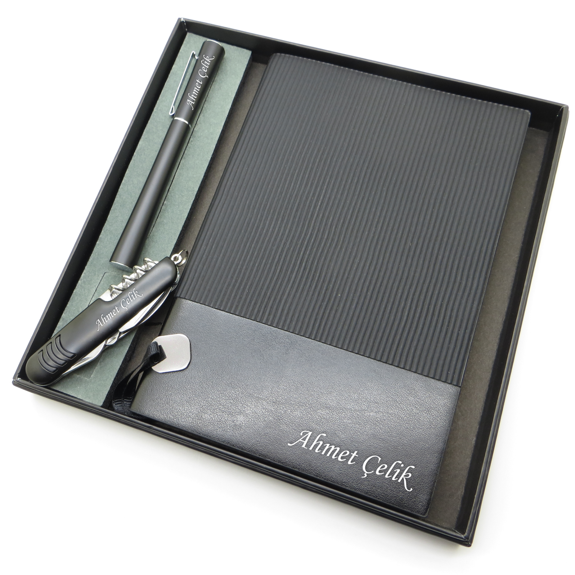 Signator® Codex | N154 Kişiye Özel Defterli Set - İsme Özel Siyah Kalem + İsme Özel Siyah Defter + İsme Özel Siyah Çakı | İsme Özel Kutusunda Hediyelik Set