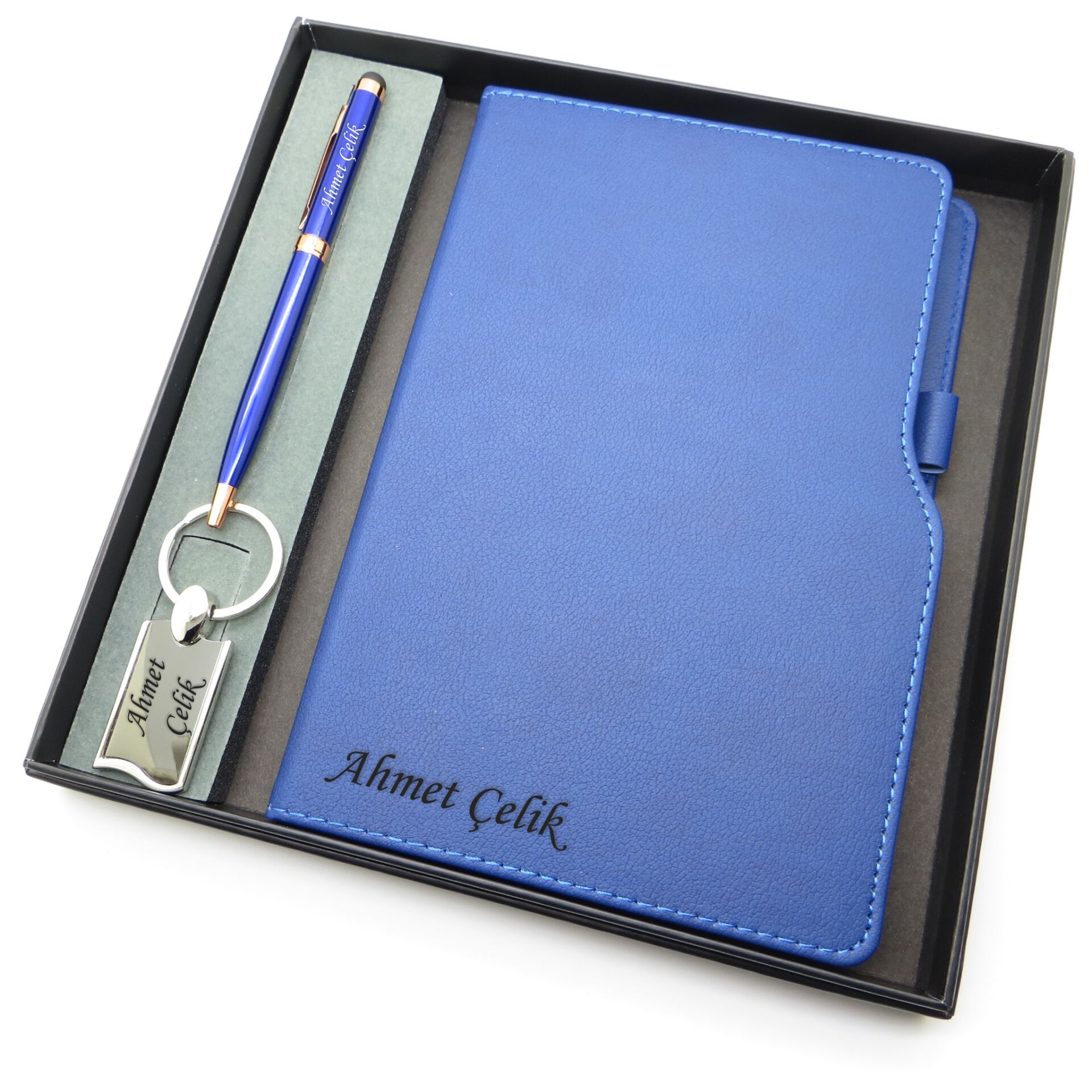 Signator® Codex | N160 Kişiye Özel Defterli Set - İsme Özel Mavi Kalem + İsme Özel Mavi Defter + İsme Özel Anahtarlık| İsme Özel Kutusunda Hediyelik Set