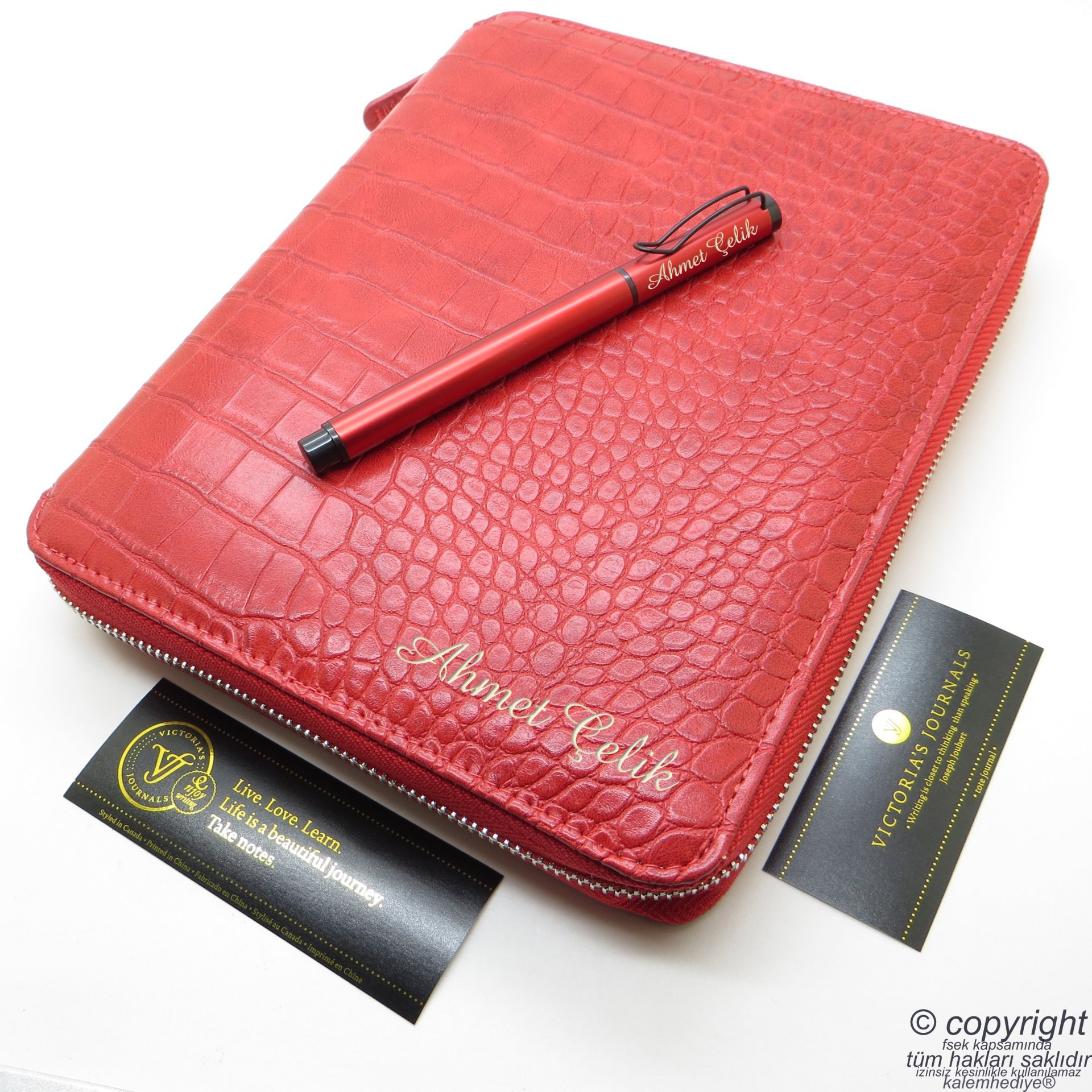 Crocodile İsme Özel Fermuarlı Folder Tarihsiz Organizer ve Roller Kalem 15x21 | Red