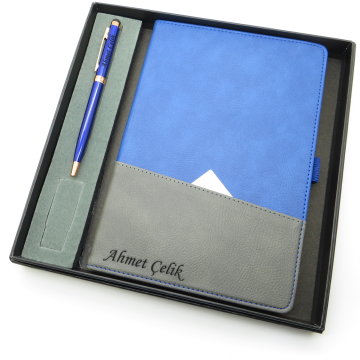 Signator® Codex | N187 Kişiye Özel Defterli Set - İsme Özel Mavi Kalem + İsme Özel Mavi Defter | İsme Özel Kutusunda Hediyelik Set