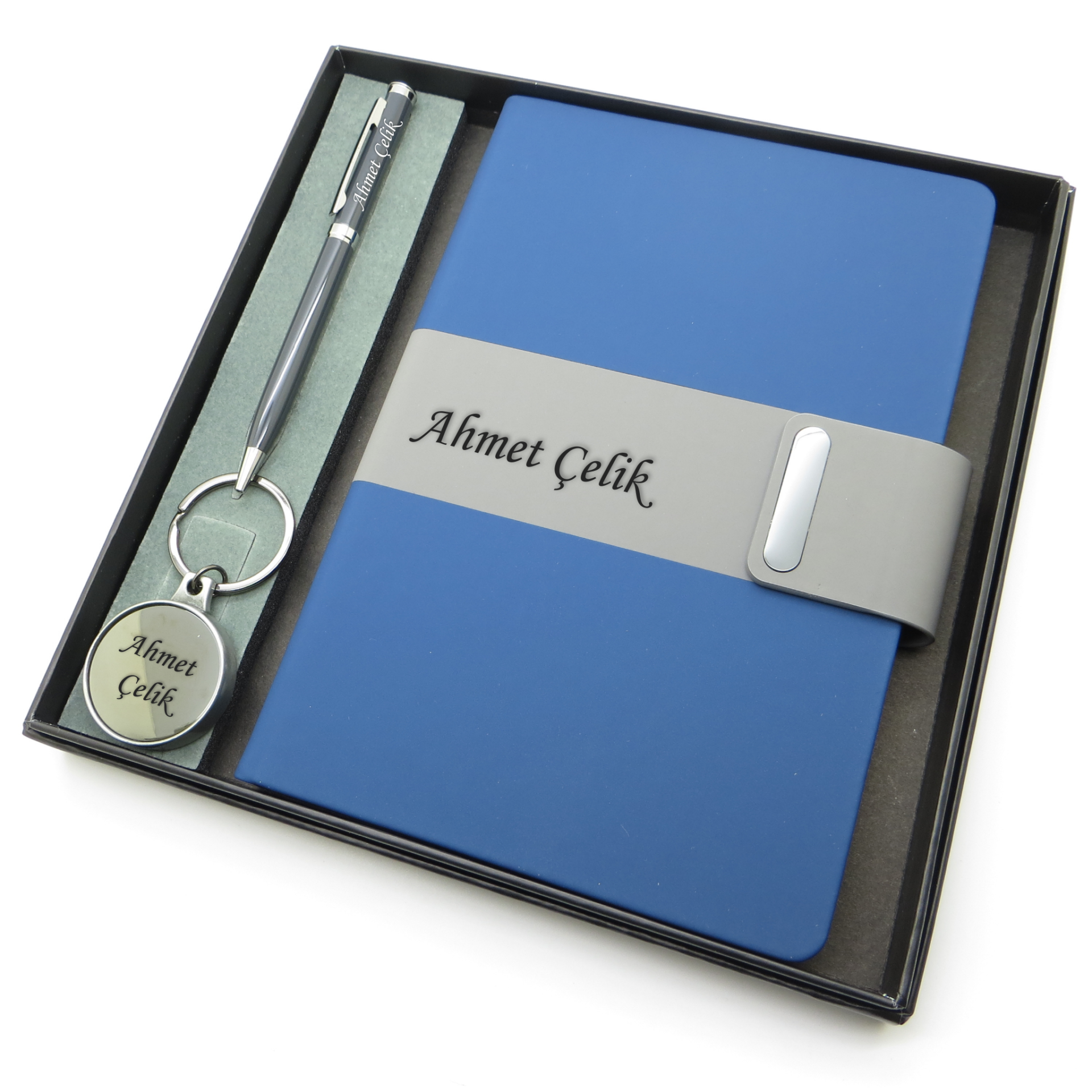 Signator® Codex | N221 Kişiye Özel Defterli Set - İsme Özel Siyah Kalem + İsme Özel Mavi Defter + İsme Özel Anahtarlık| İsme Özel Kutusunda Hediyelik Set