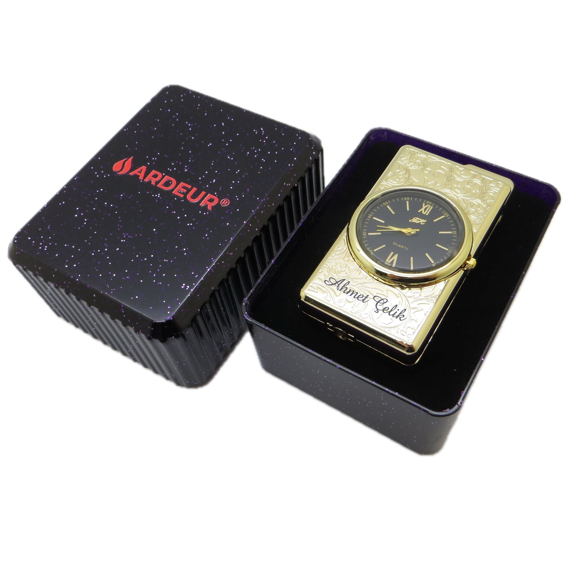 Ardeur® Desen İşlemeli Saatli Gold İsme Özel Çakmak | Hediyelik Kutusunda