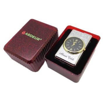 Ardeur® Desen İşlemeli Saatli Gold Krom İsme Özel Çakmak | Hediyelik Kutusunda