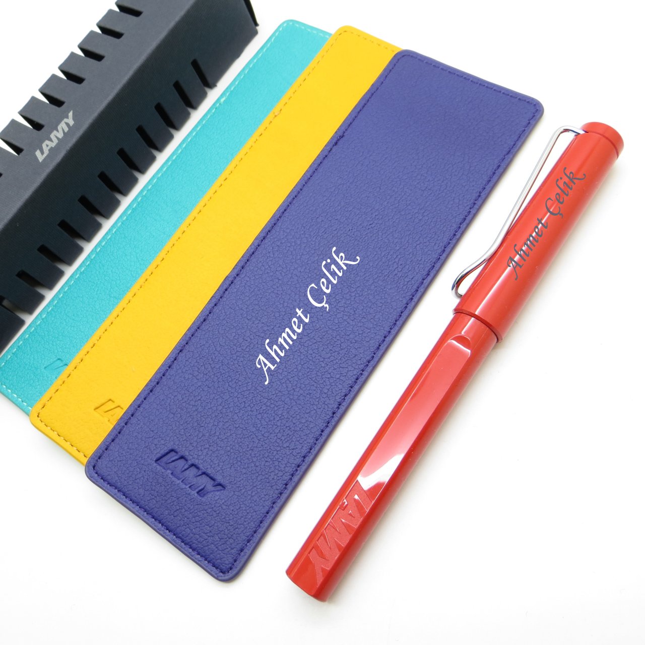 Lamy Safari Roller Kalem Kırmızı + Kalem Kılıfı | Lamy Kalem | Hepsi İsme Özel