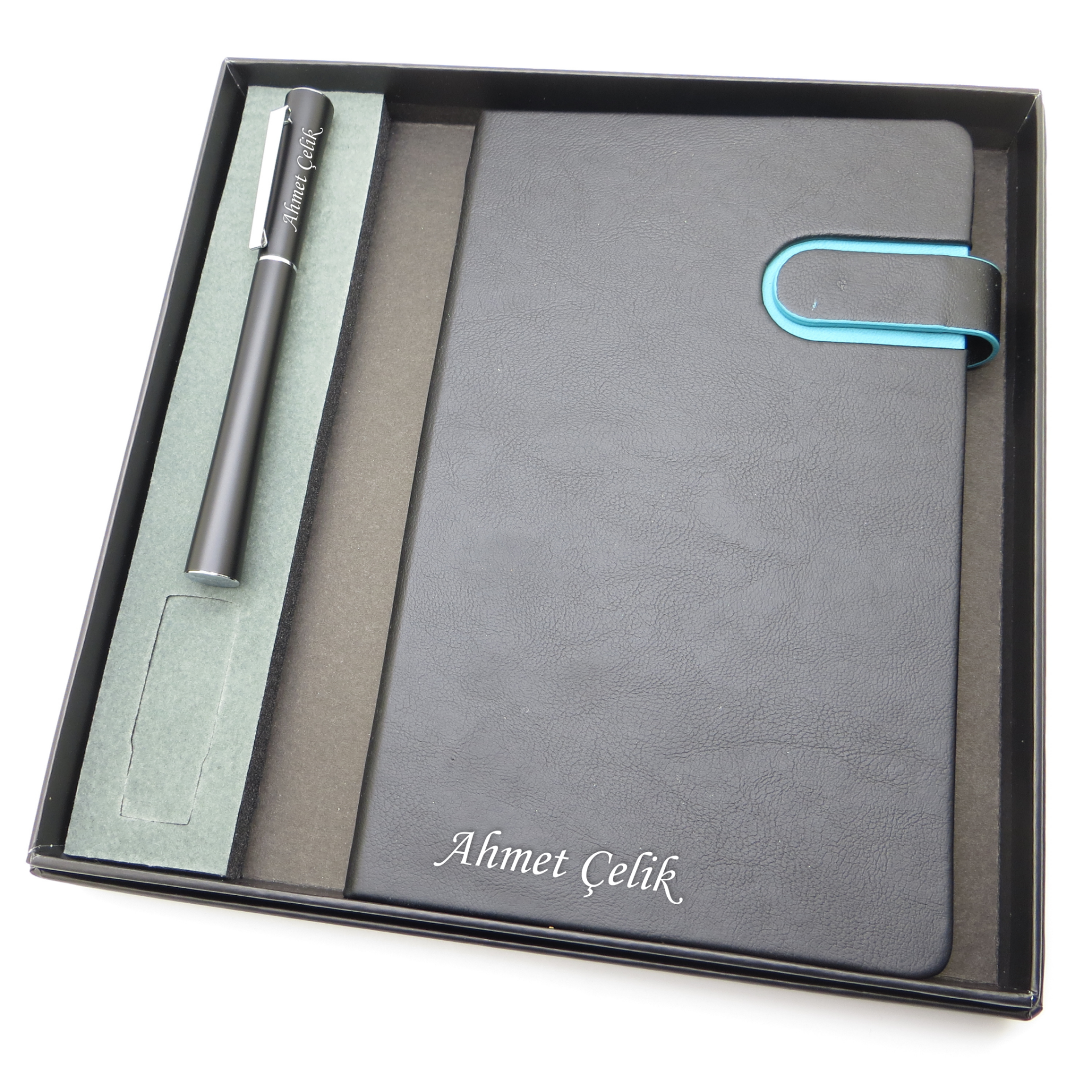 Signator® Codex | N291 Kişiye Özel Defterli Set - İsme Özel Siyah Kalem + İsme Özel Siyah Defter | İsme Özel Kutusunda Hediyelik Set