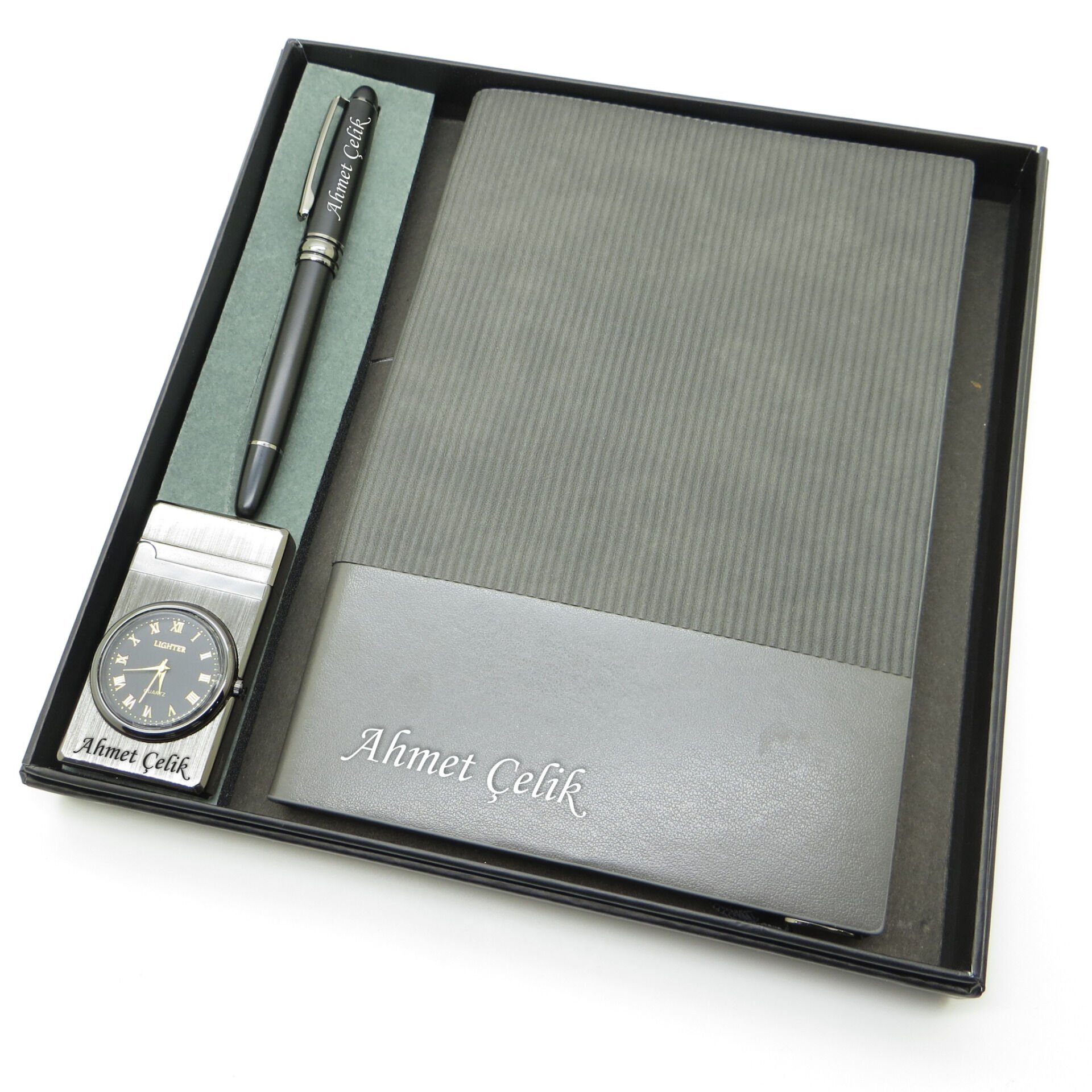 Signator® Codex | N325 Kişiye Özel Defterli Set - İsme Özel Siyah Kalem + İsme Özel Gri Defter + İsme Özel Gri Çakmak | İsme Özel Kutusunda Hediyelik Set