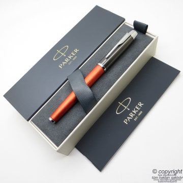 Parker IM Premium Turuncu Titanyum Roller Kalem | İsme Özel Kalem