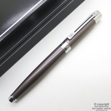 Sheaffer 300 Parlak Füme Dolma Kalem | İsme Özel Kalem