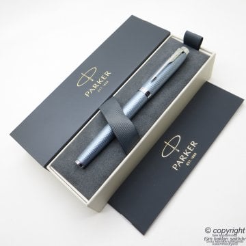 Parker IM Premium Saten Mavi Krom Desenli Dolma Kalem | İsme Özel Kalem