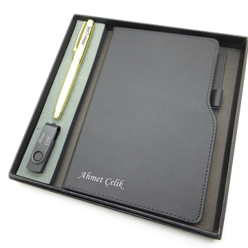 Signator® Codex | N355 Kişiye Özel Defterli Set - İsme Özel Gold Kalem + İsme Özel Siyah Defter + İsme Özel 32 GB Usb Bellek | İsme Özel Kutusunda Hediyelik Set