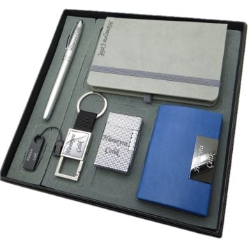Signator® Fusca | İsme Özel Set - Çakmak + Not Defteri  + Anahtarlık + 32 Gb. Usb Bellek + Kalem ve Kartvizitlik | Kişiye Özel Hediyelik Set