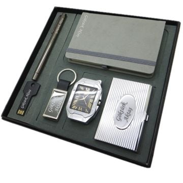 Signator® Luna | İsme Özel Set - Saatli Çakmak + Not Defteri  + Anahtarlık + 32 Gb. Usb Bellek + Kalem ve Kartvizitlik | Kişiye Özel Hediyelik Set