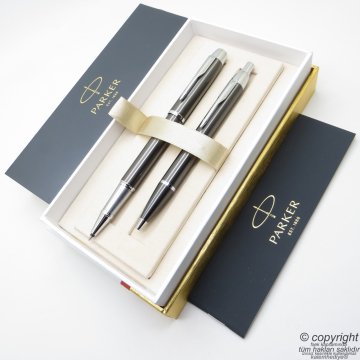 Parker Im Metal Kurşuni Roller Kalem + Tükenmez Kalem Set | İsme Özel Kalem | Hediyelik Kalem