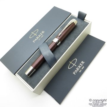 Parker Duofold Prestij Bordo Chevron CT 18K Altın Uç Dolma Kalem | Parker Kalem | İsme Özel Kalem | Hediyelik Kalem