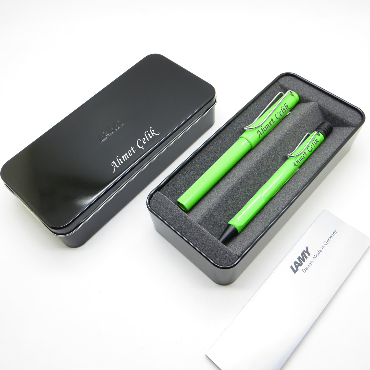 Lamy Safari Elma Yeşili Roller Kalem + Tükenmez Kalem Seti + Metal Kutu | Lamy Kalem | Hepsi İsme Özel