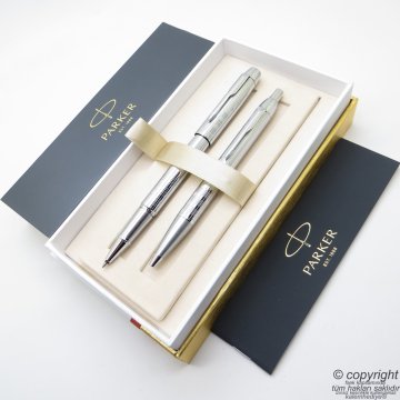 Parker Im Premium Desenli Parlak Krom Metal CT Roller Kalem + Tükenmez Kalem Set | İsme Özel Kalem | Hediyelik Kalem