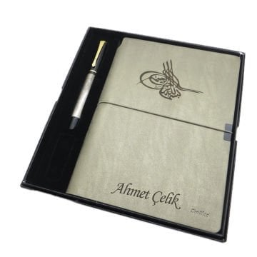 Scrikss İsme Özel Verona Defter(Tuğralı) + İsme Özel Tuğra Kalem + Kişiye Özel Kutulu Set