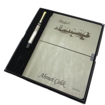 Scrikss İsme Özel Verona Defter(İstanbul Silüeti) + İsme Özel İstanbul Kalem + Kişiye Özel Kutulu Set