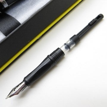 Jinhao Tam Metal Siyah Dolma Kalem | İsme Özel Kalem