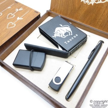 Wings 011 İsme Özel Sigara Otomatiği + Çakmak + Kalem + 16Gb Usb Bellek Ahşap Kutulu Hediyelik Set | Hepsi İsme Özel