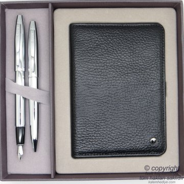 Scrikss Deri Pasaport Cüzdanlı Krom Hediyelik Set MD-2130 | Pasaportluk + Kalem Seti | Scrikss Kalem | İsme Özel Kalem | Hediyelik Set