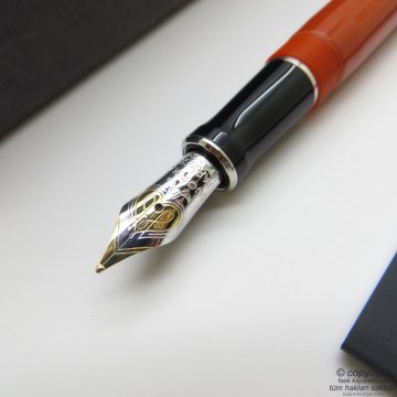 Parker Duofold Vintage CT 18K Altın Uç Dolma Kalem | Parker Kalem | İsme Özel Kalem | Hediyelik Kalem