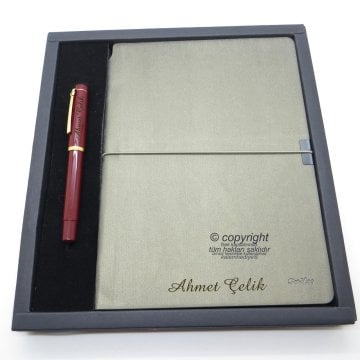 Scrikss İsme Özel Verona Defter + 419 Bordo Dolma Kalem Hediyelik Set - SVG190 İsme Özel Defter Kalem Kutulu Set