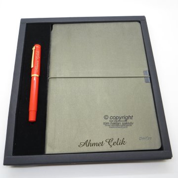 Scrikss İsme Özel Verona Defter + 419 Kırmızı Dolma Kalem Hediyelik Set - SVG195 İsme Özel Defter Kalem Kutulu Set