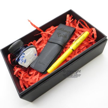 Scrikss İkili Kalem Kılıfı + 419 Sarı Dolma Kalem + Pelikan Mürekkep Hediyelik Set - SVG198 İsme Özel Defter Kalem Kutulu Set