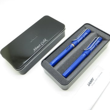 Lamy Safari Mavi Dolma Kalem + Roller Kalem Seti + Metal Kutu | İsme Özel