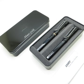 Lamy Safari Siyah Dolma Kalem + Roller Kalem Set + Metal Kutu | İsme Özel