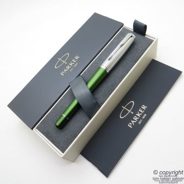 Parker Urban Premium Yeşil Dolma Kalem | İsme Özel Kalem
