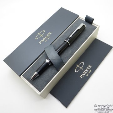 Parker Urban Parlak Siyah Roller Kalem | İsme Özel Kalem