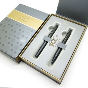 Parker Mat Siyah Yüzüncü Yıl (100. Yıl) Özel Roller Kalem + Tükenmez Kalem Set